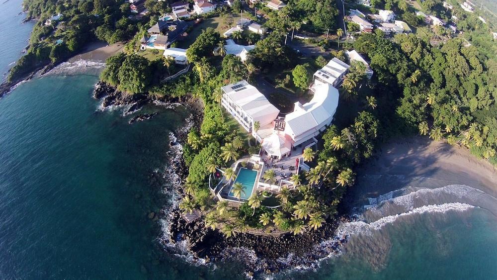 Blue Haven Hotel - Bacolet Bay - Tobago Скарбъро Екстериор снимка